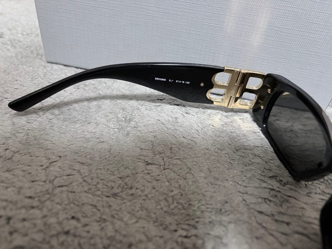 BALENCIAGA ダイナスティ レクタングル サングラス