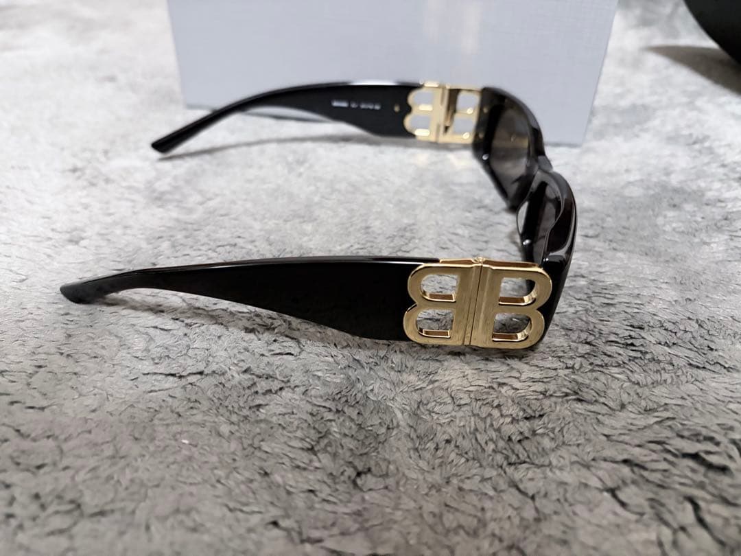 BALENCIAGA ダイナスティ レクタングル サングラス