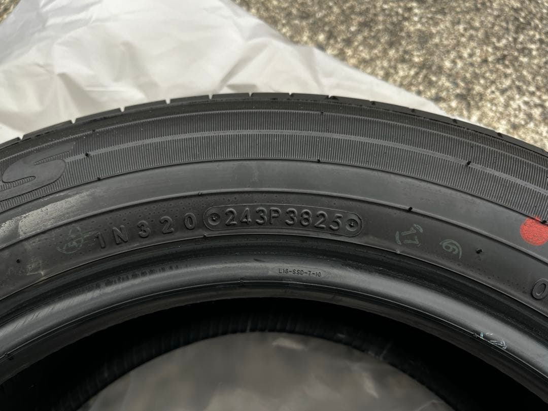 新車外しタイヤ4本　PROXES J68 205/60R16 90型VOXYノア