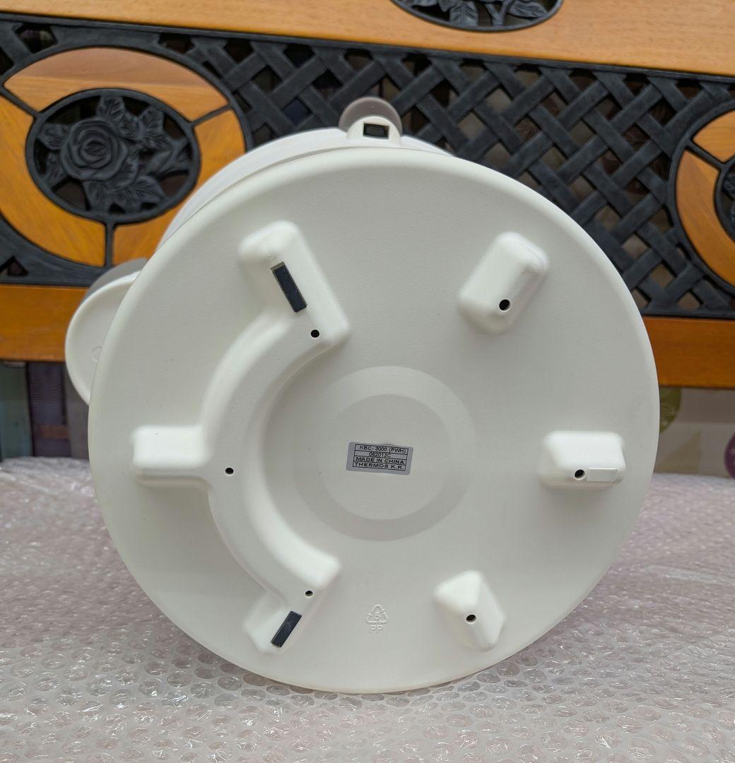 サーモス　シャトルシェフ　KBC-3000