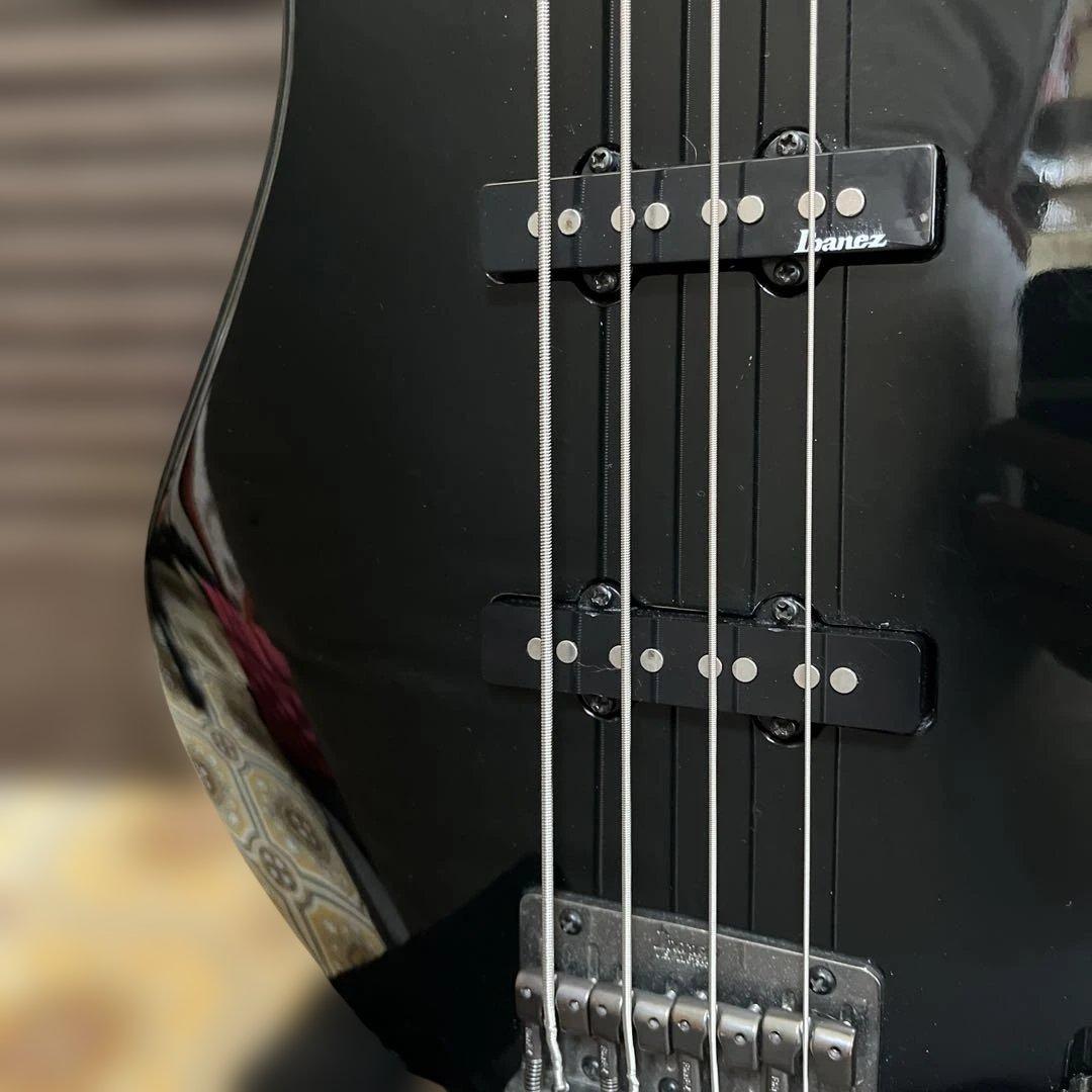 Ibanez GIO ￼ベース