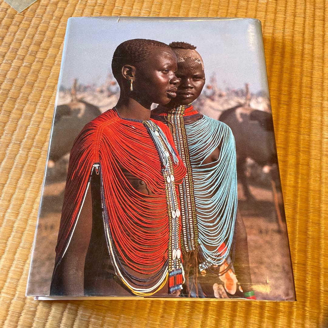 アート・デザイン・音楽 AFRICA ADORNED Angela Fisher