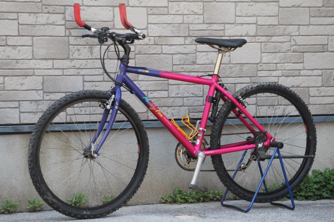 引き取り限定♪人気のマディフォックス♪アラヤ♪ビンテージMTB♪MuddyFox