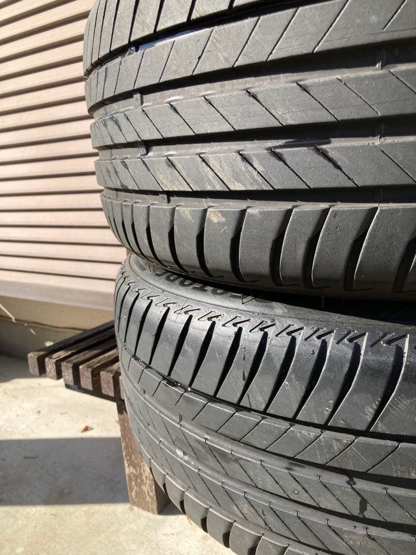 225/45R17 BRIDGESTONE TURANZA 2022年　2本