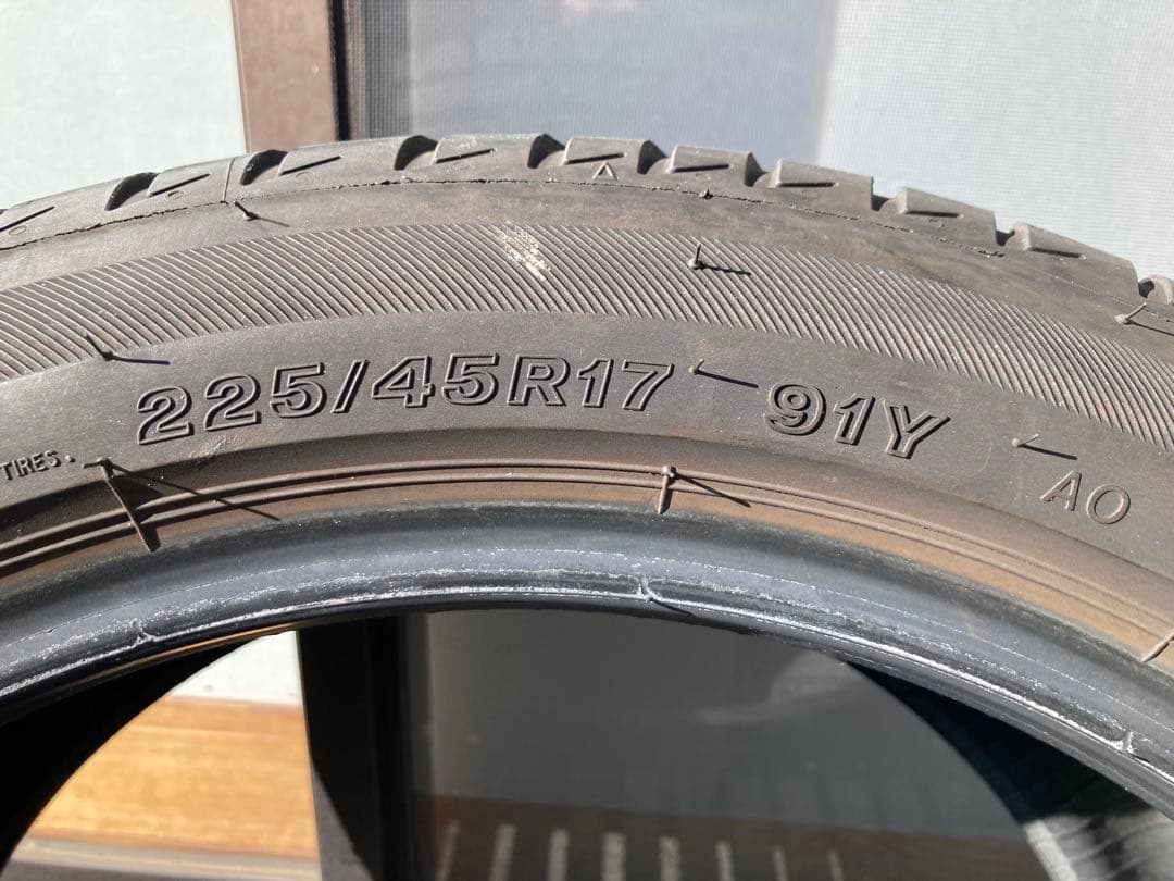 225/45R17 BRIDGESTONE TURANZA 2022年　2本