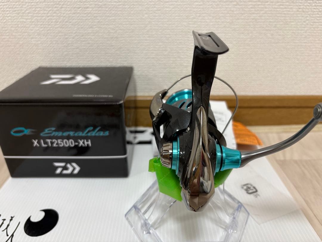 値下げ！！　Daiwa エメラルダス X LT2500-XH スピニングリール