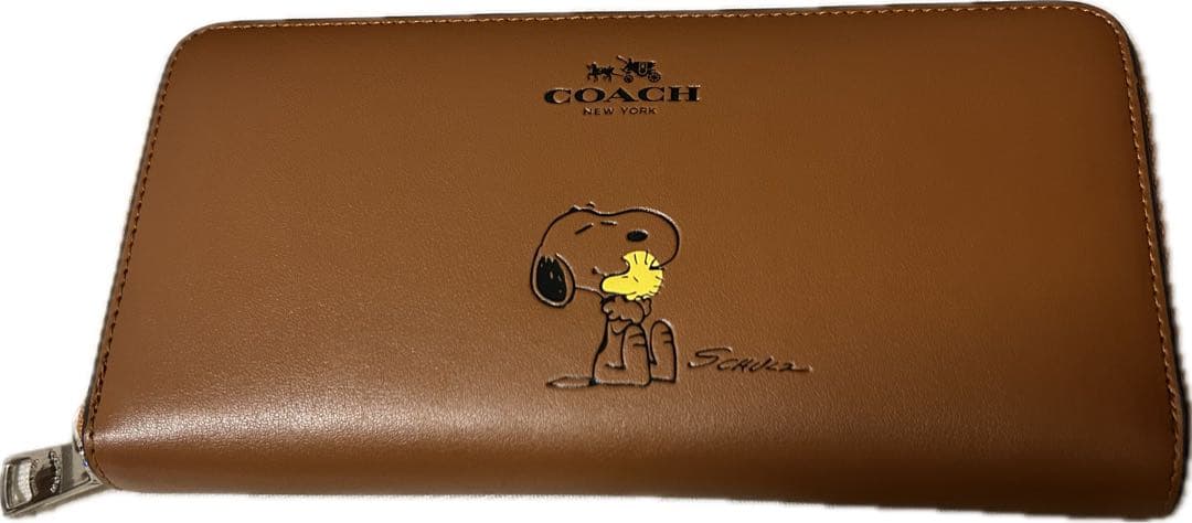 【美品】COACH スヌーピー 二つ折り　長財布 ブラウン
