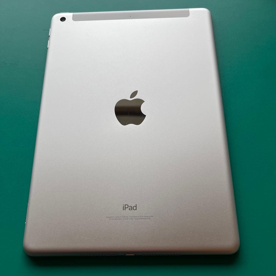 iPad 第6世代 Wi-Fi+Cellularモデル 32GB