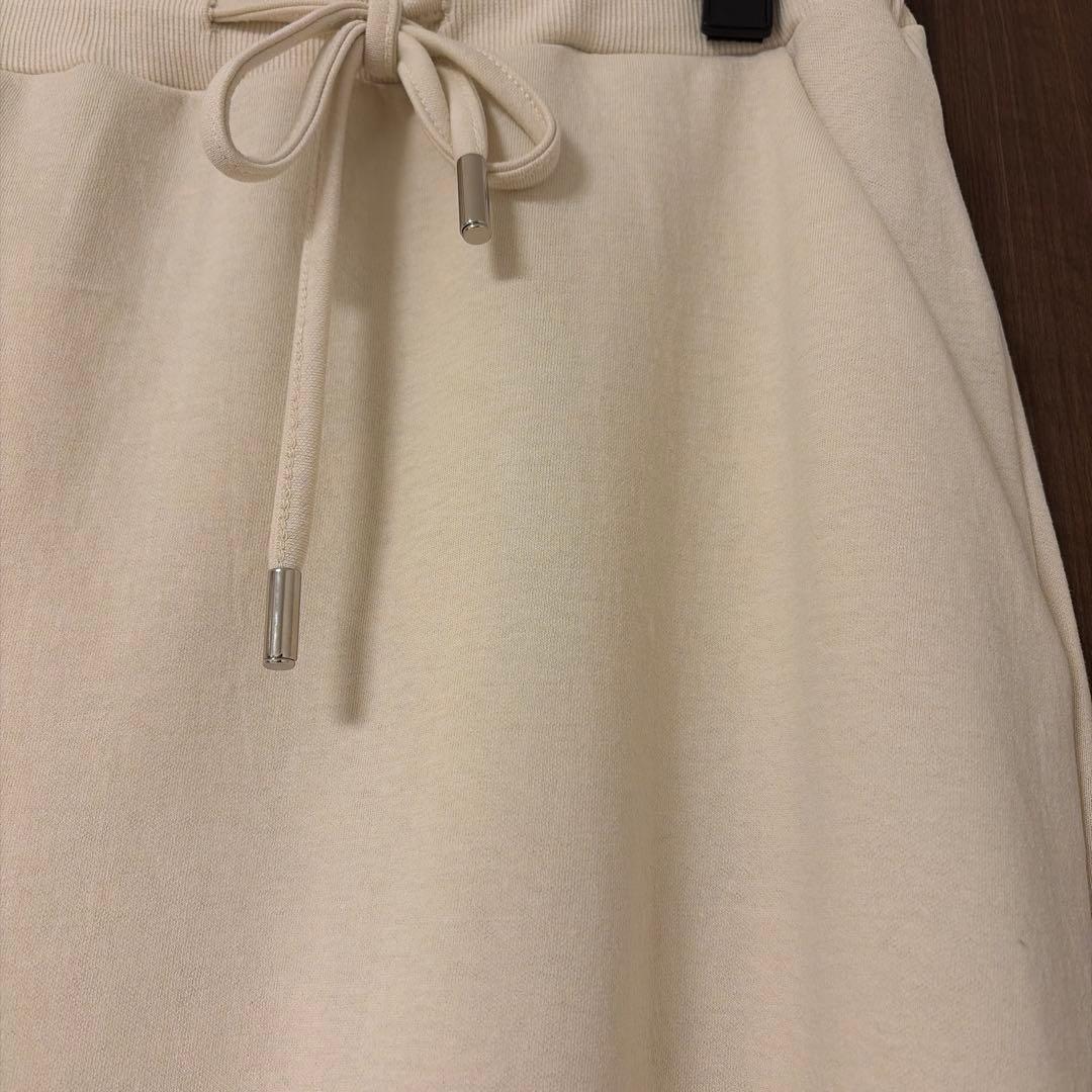 ヤマダヤ　Vin ジャージーナロースカート　新品タグ付き