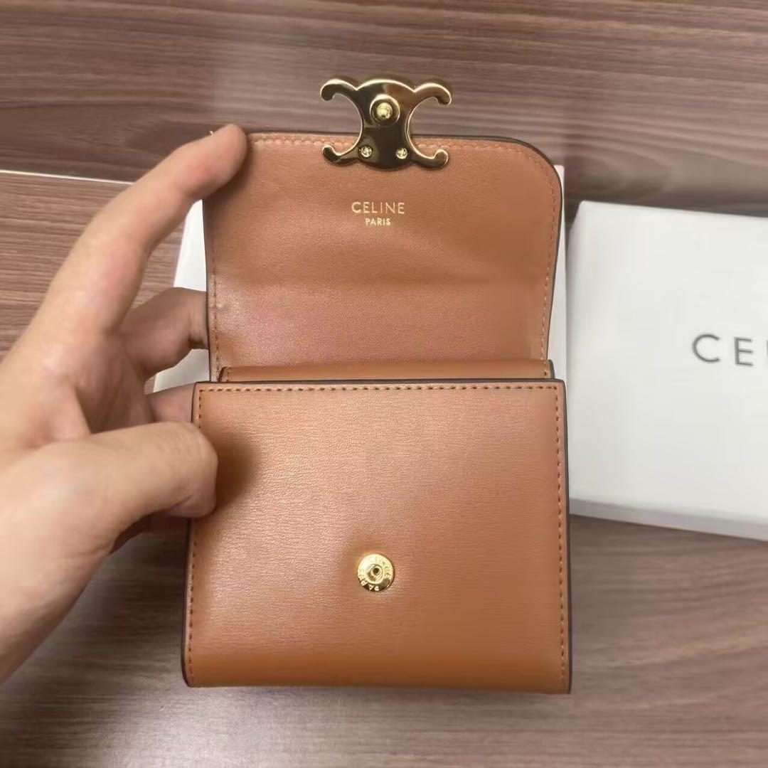 CELINE ブラウンレザー 三つ折り財布
