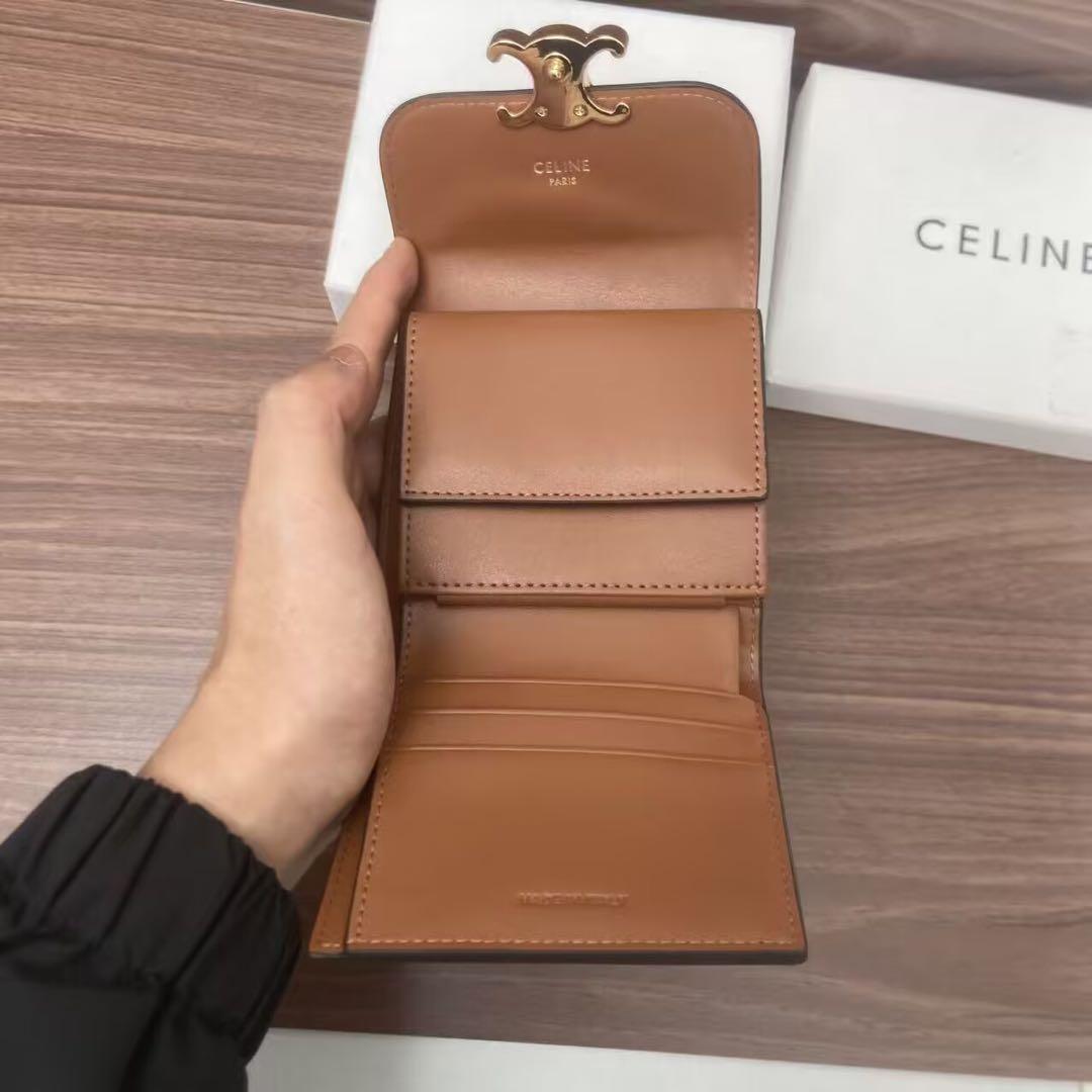 CELINE ブラウンレザー 三つ折り財布