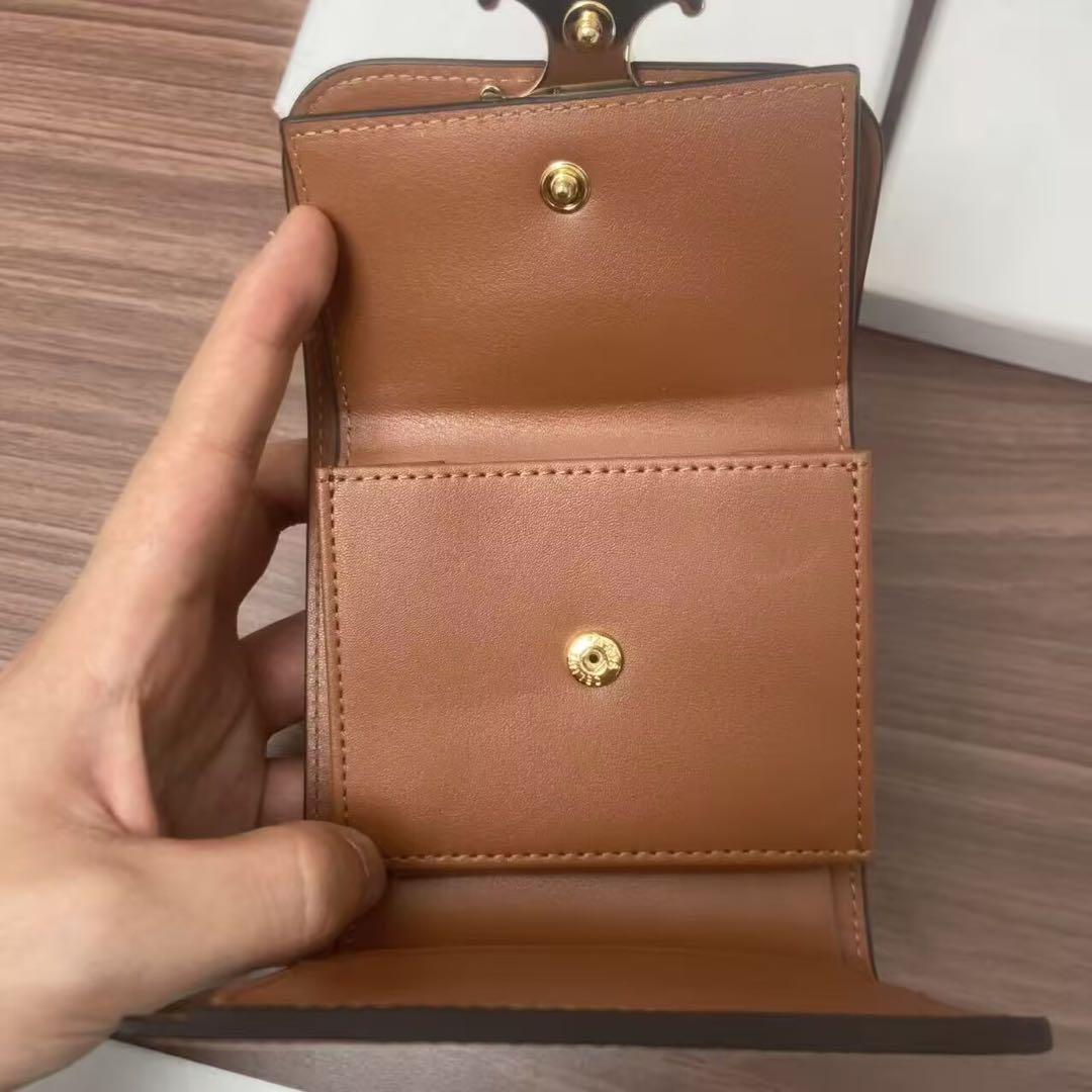 CELINE ブラウンレザー 三つ折り財布
