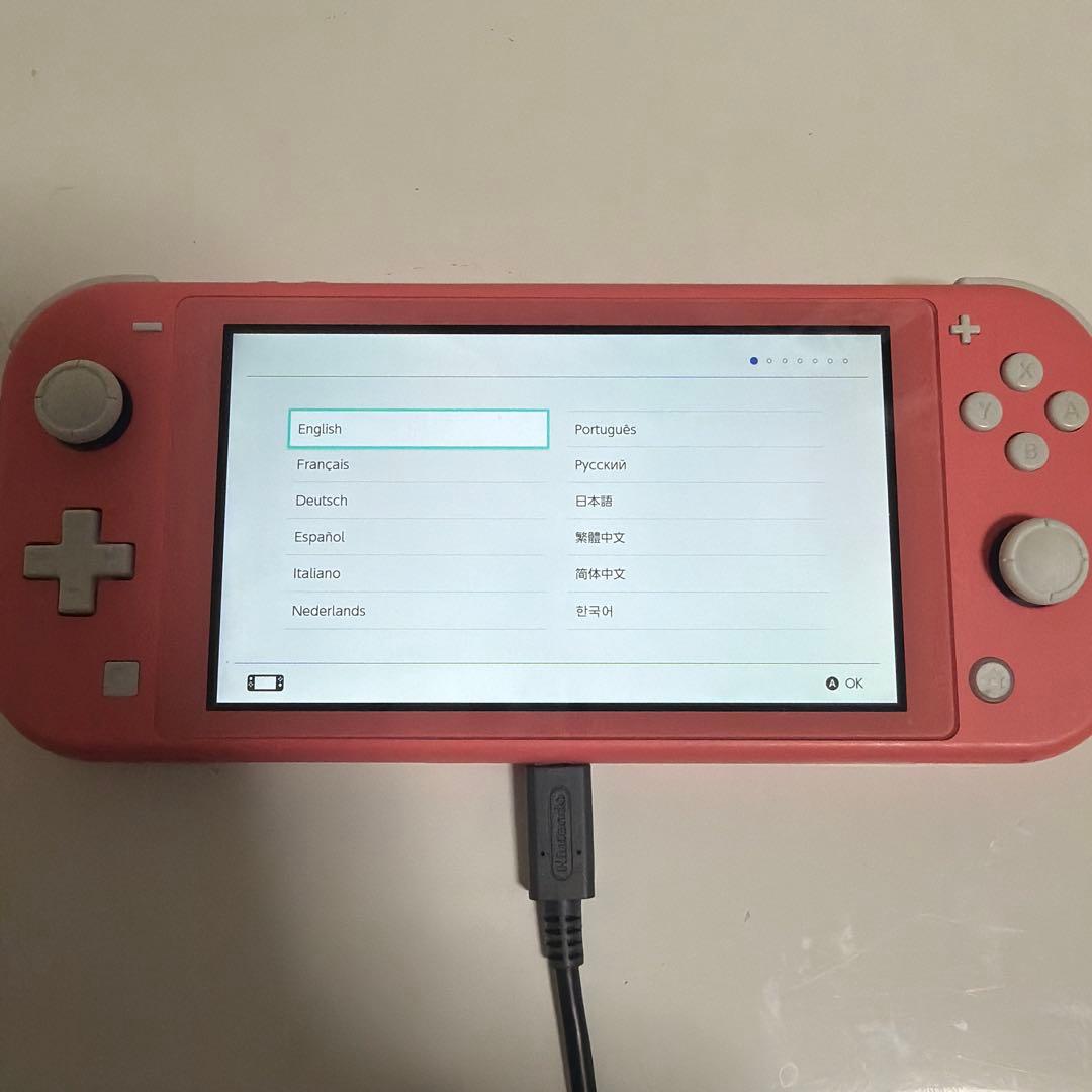 【美品】ニンテンドー スイッチライト コーラル