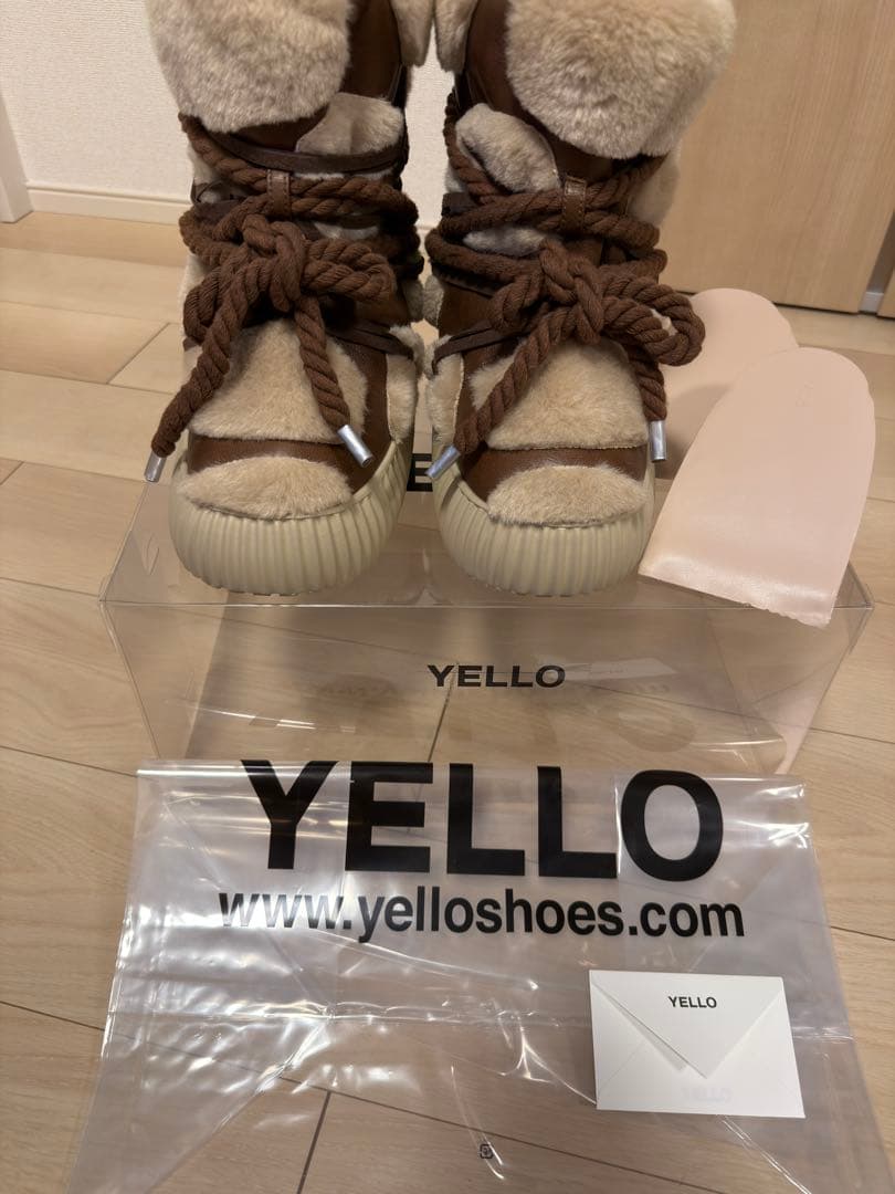 【極美品】YELLO SHEPHERDESS SHORT BOOTS