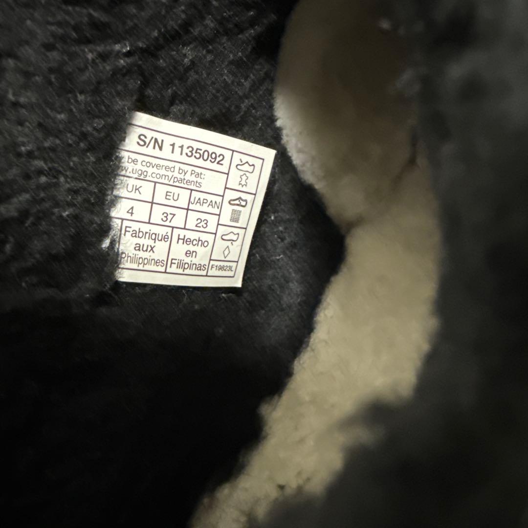 UGG ブラック ムートンブーツ 厚底