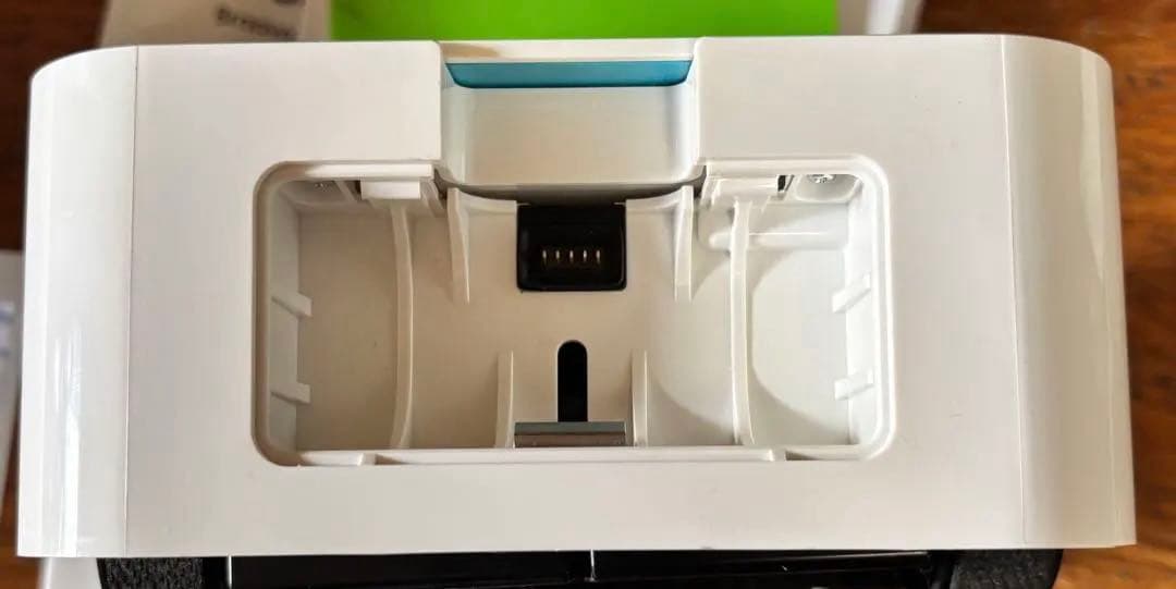 水拭きロボット掃除機　iRobot braaba Jet ブラーバジェット250