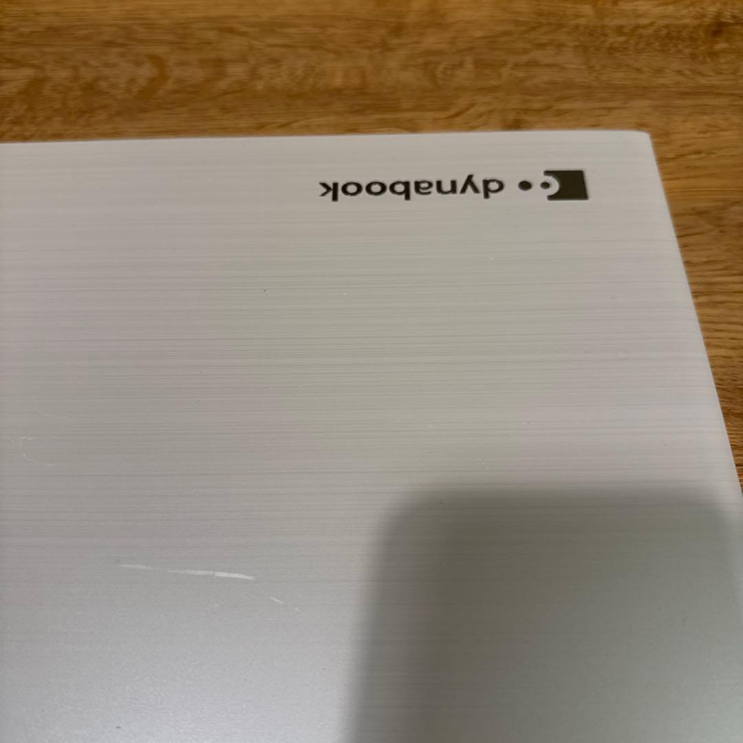 東芝　Toshiba dynabook PTE5DWP-RJA リュクスホワイト