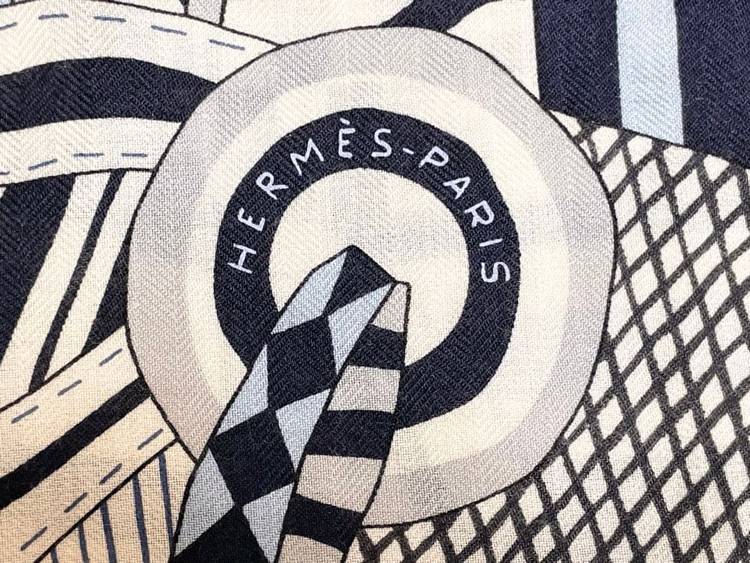 【希少！未使用タグ付！】HERMES エルメス カレジェアン 空想の鞍 ホワイト