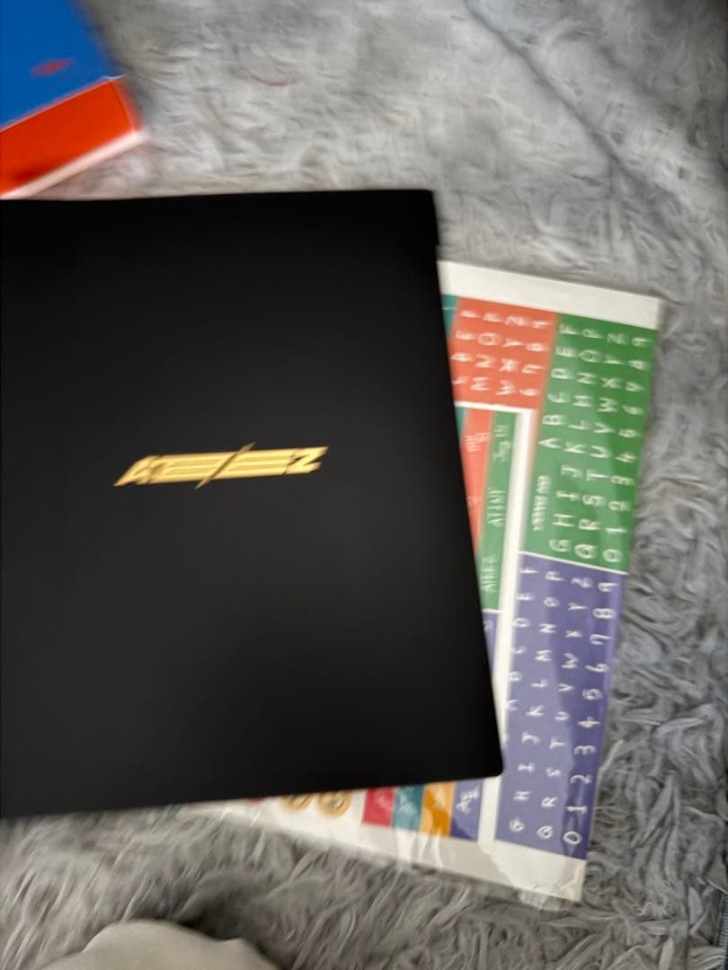 お得＊ATEEZ シーグリ3年分＋新品同様雑誌4種＋オマケ多数　アチズ