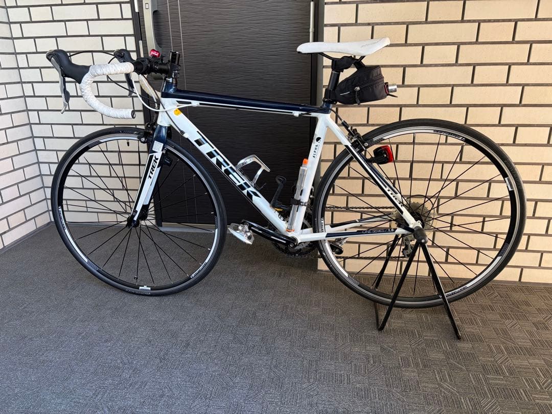 ●TREK トレック ONE SERIES 1.5 アルミ ロードバイク