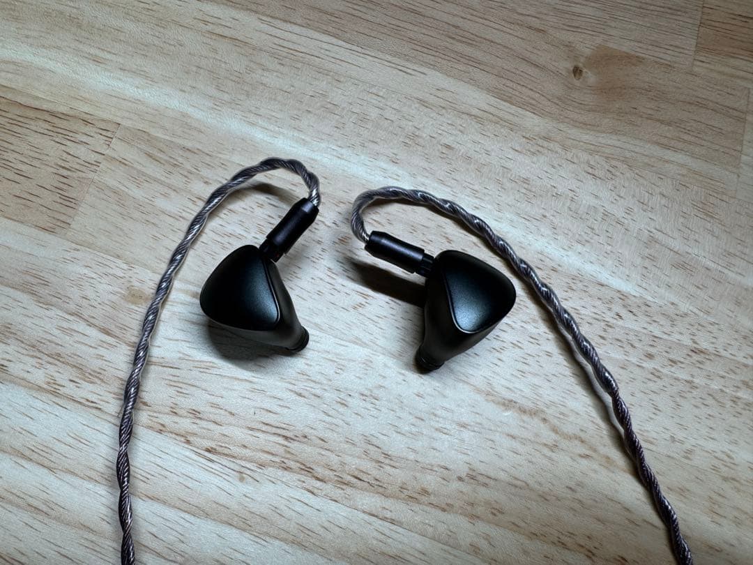 イヤホン Tekkusai Lucid IEM