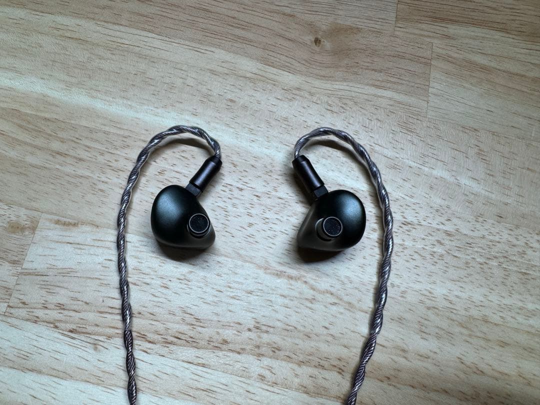 イヤホン Tekkusai Lucid IEM