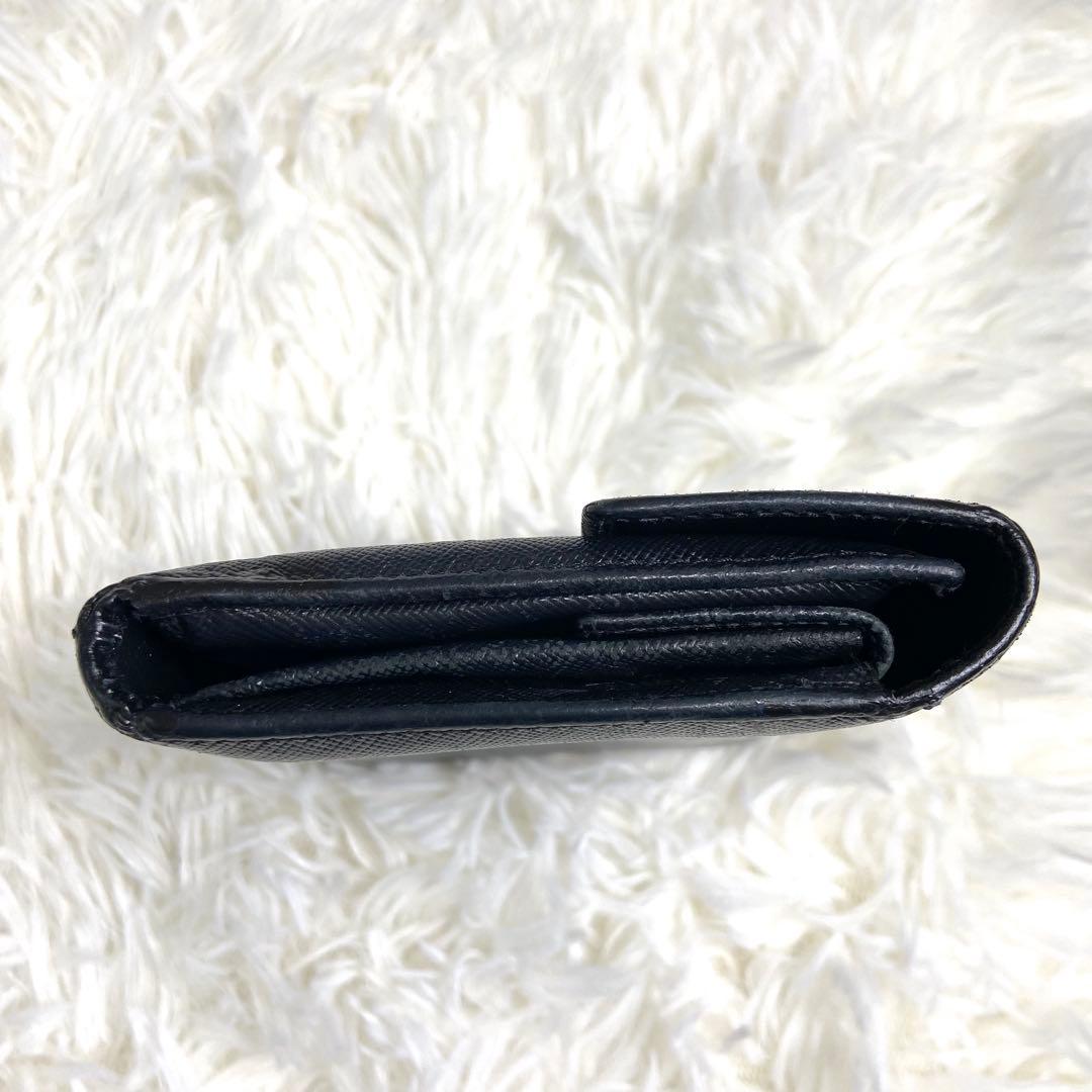PRADA プラダ　三角ロゴ　サフィアーノレザー　三つ折り財布