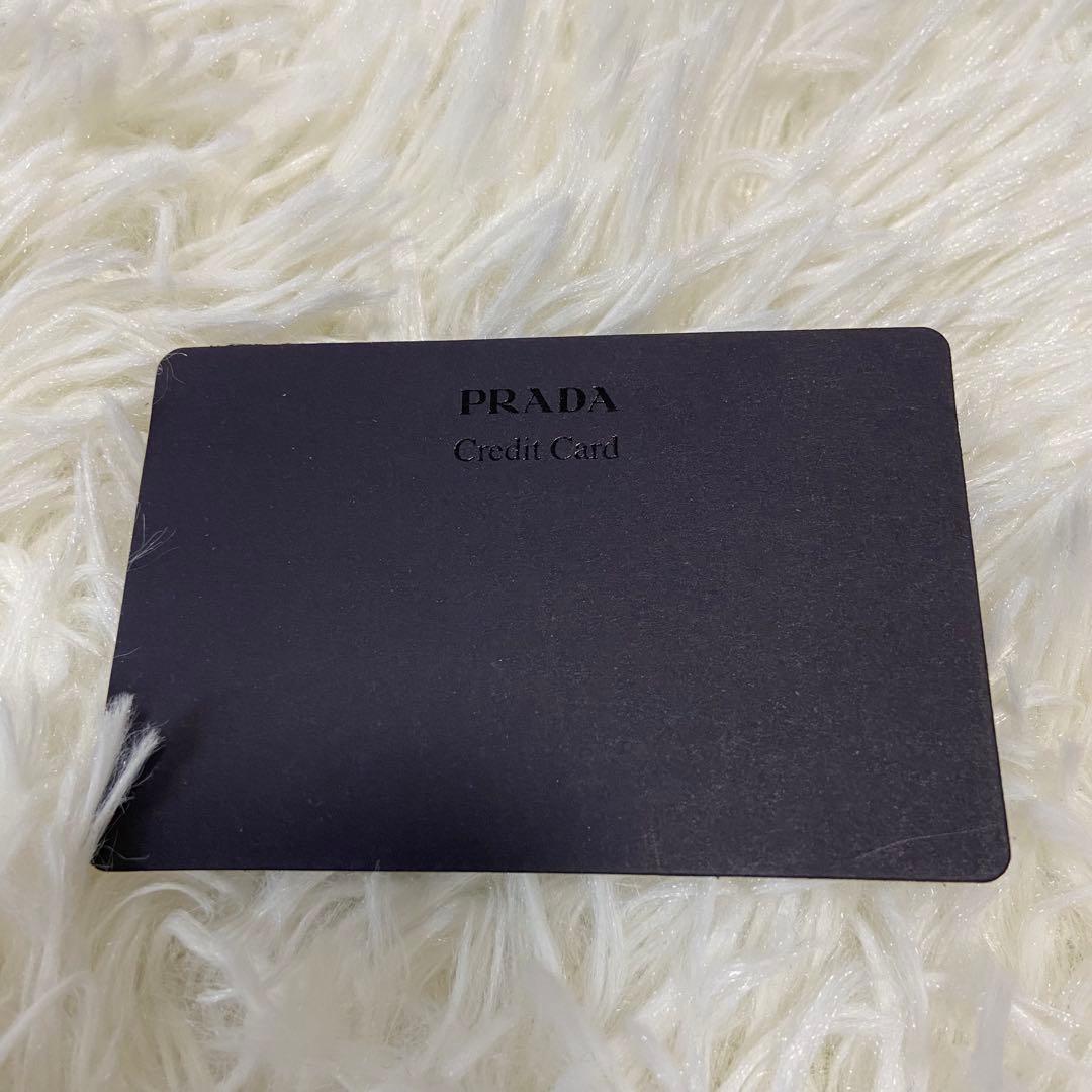 PRADA プラダ　三角ロゴ　サフィアーノレザー　三つ折り財布