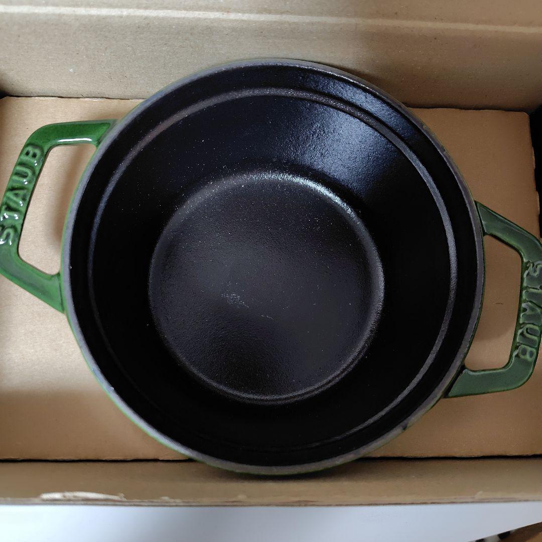 ストウブ　14cm バジル