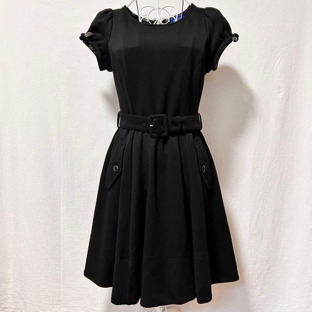 美品 ブルーレーベル クレストブリッジ ワンピース 袖リボン ひざ丈 黒 半袖