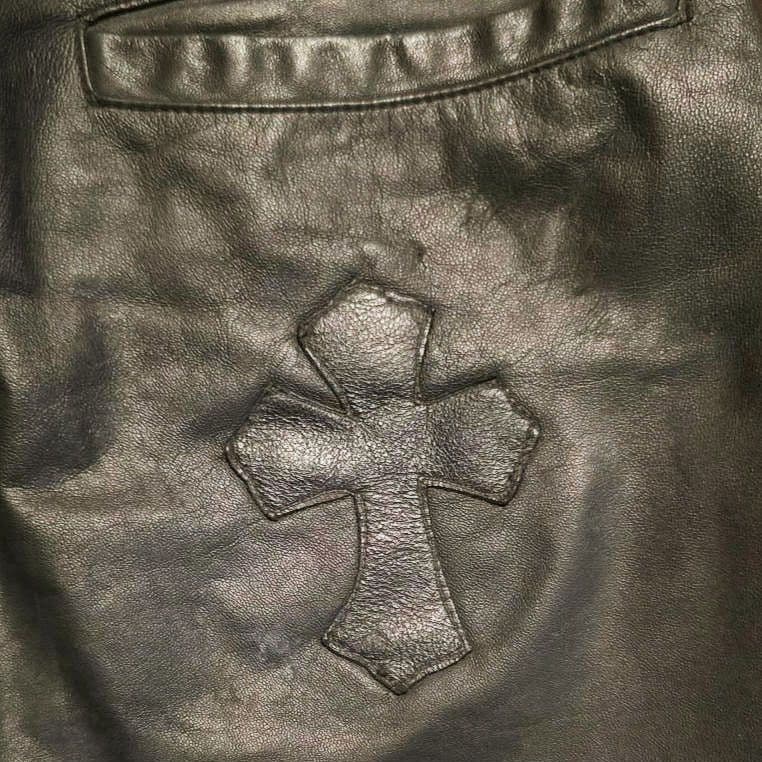 Jean Paul GAULTIER 黒 レザー ストレートパンツ クロス刺繍