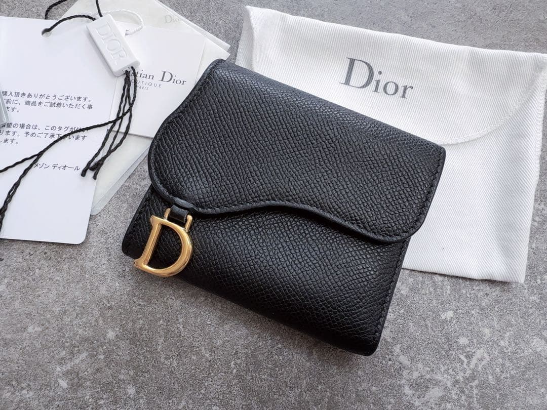 Dior サドルロータスウォレット