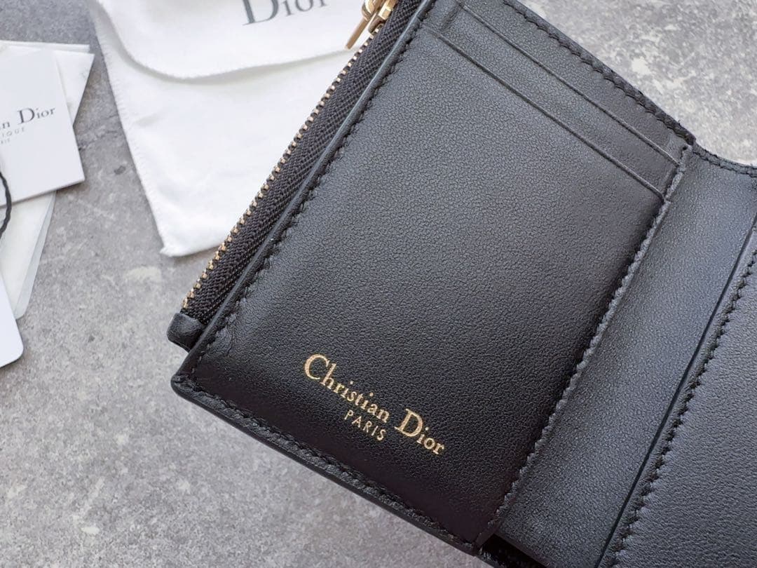 Dior サドルロータスウォレット