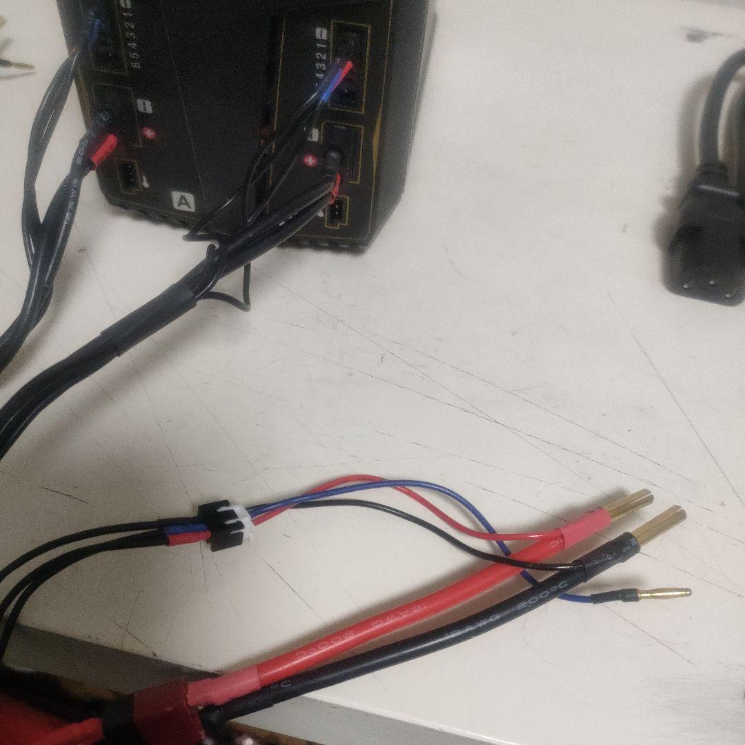 ハイテックX2 AC PLUS V1000 ハイエンドACバランスチャージャー