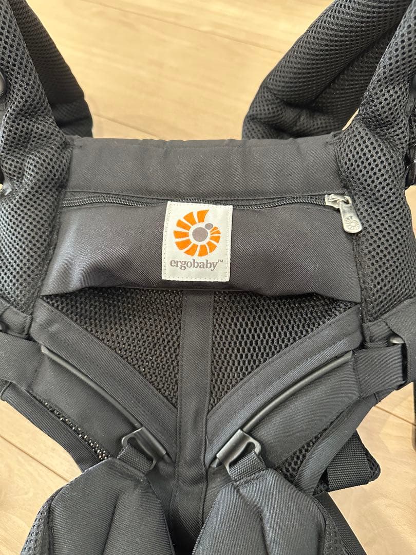 【美品】ergobaby オムニ360 クールエア　ブラック