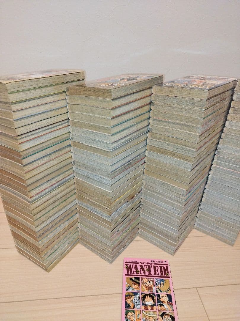 24時間以内発送します！ ワンピース　1〜113巻　 全巻セット+ウォンテッド