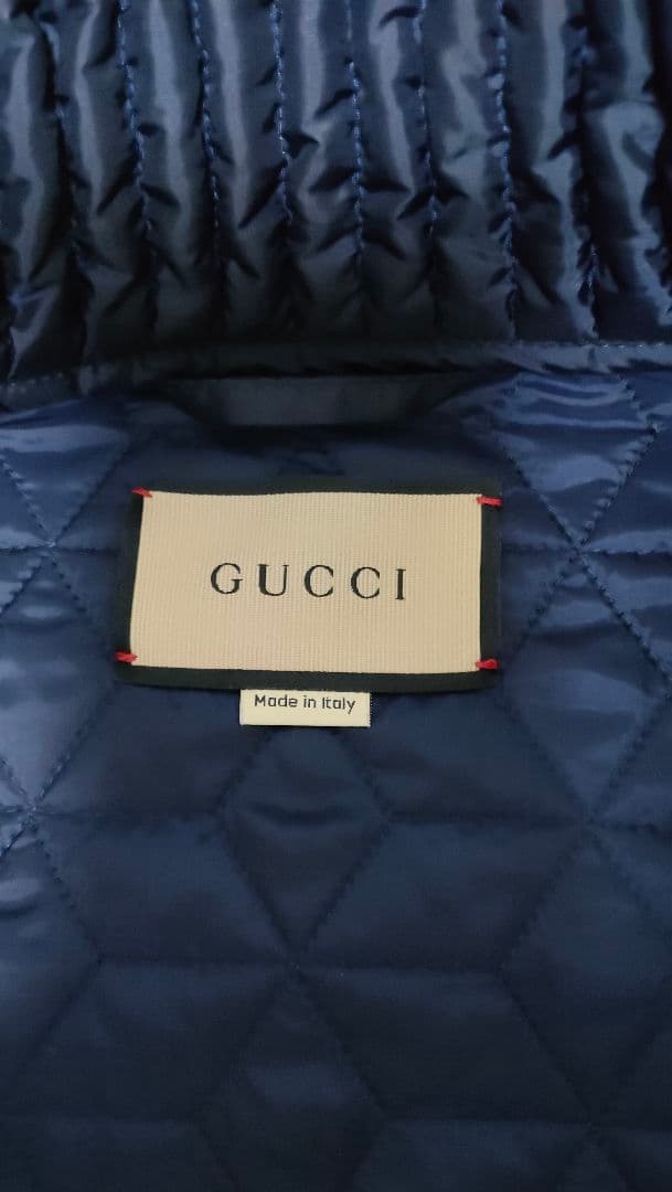 Gucci GGロゴキルティングジャケット