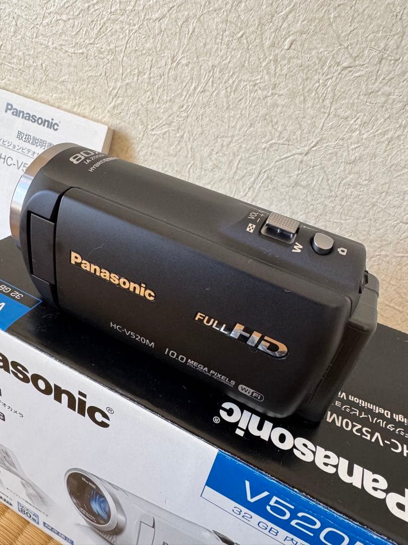 ビデオカメラ　Panasonic HC-V520M 32GB ブラック