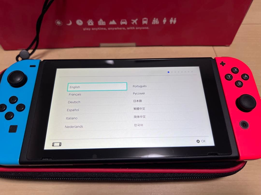 【JOYコン良好】Nintendo Switch本体、キャリーケース付き