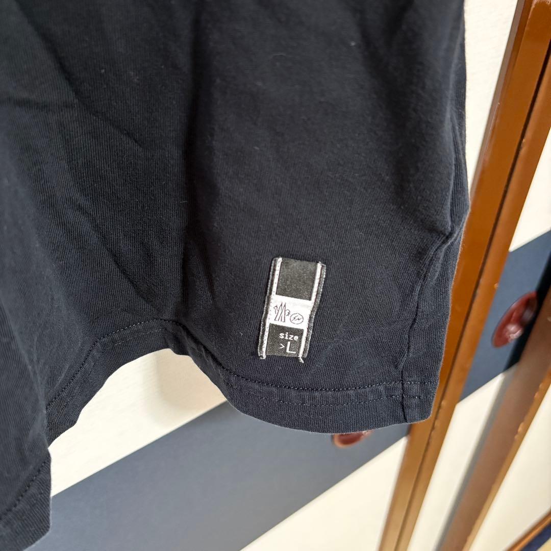 モンクレール　半袖Tシャツ