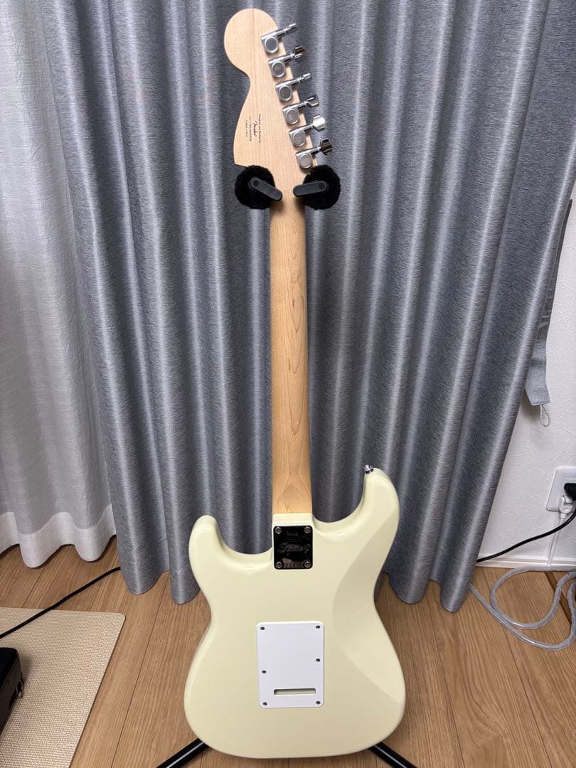 ギター Squier by Fender Stratocaster Affinity