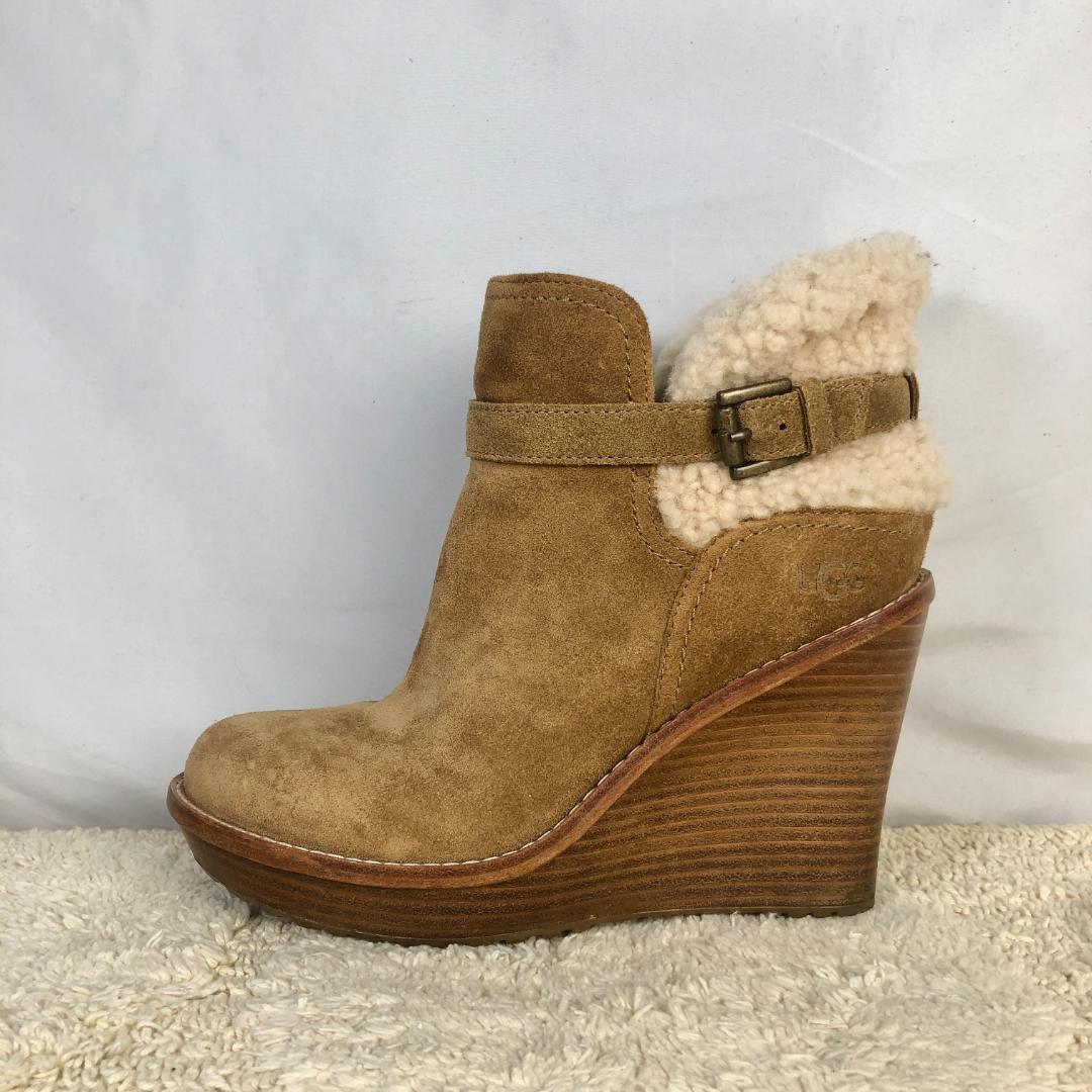 ★美品★　UGG ムートンブーツ 24㎝　スエード　ウェッジヒール ブーツ