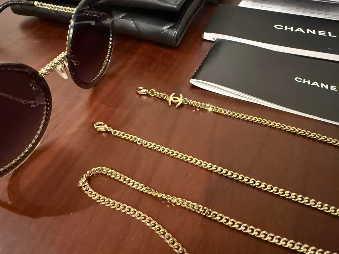 CHANEL ラウンドサングラス ブラック　チェーン　希少