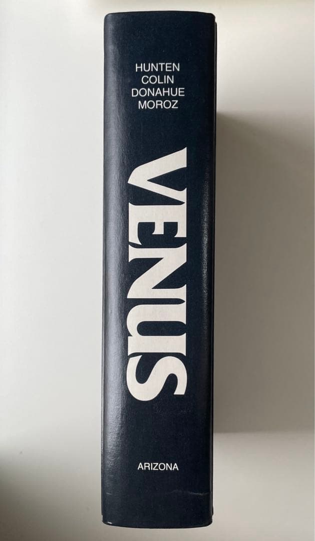 洋書 VENUS