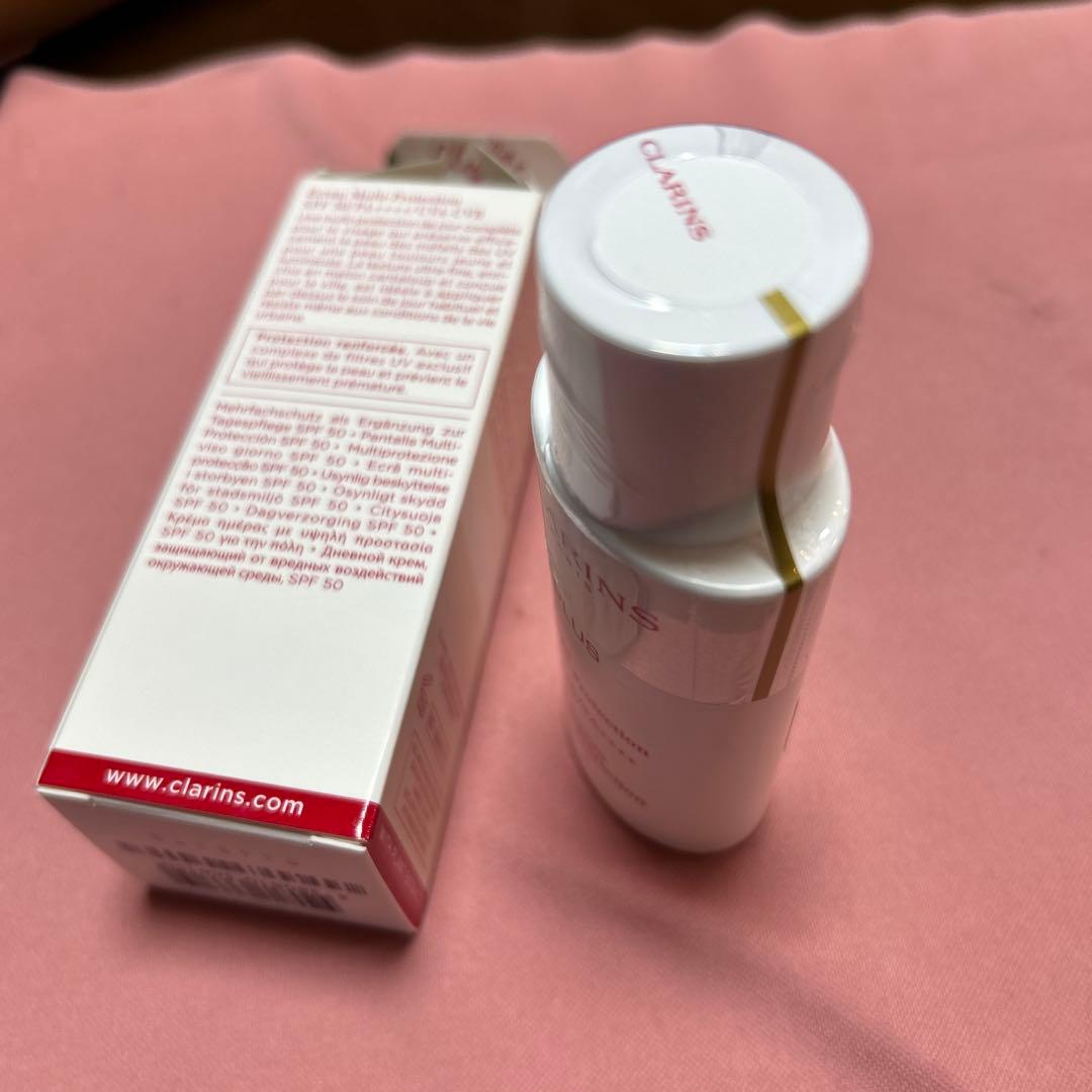 CLARINS UVプラスマルチデイスクリーンN トランスルーセント50ml