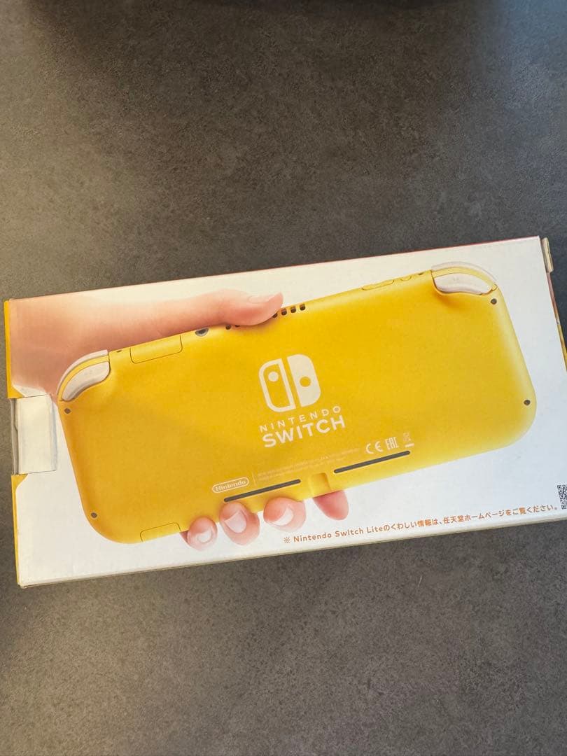 Nintendo Switch Lite イエロー