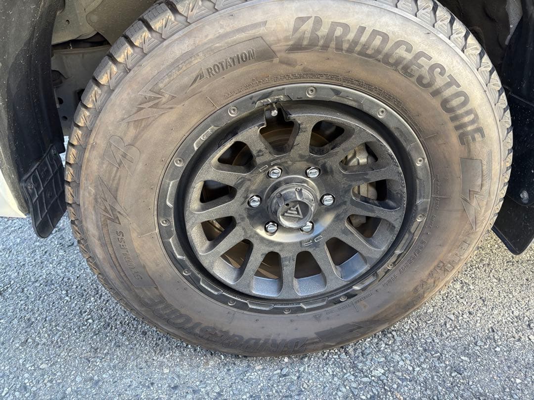 デルタフォースオバールBRIDGESTONE17インチ タイヤ・ホイールセット
