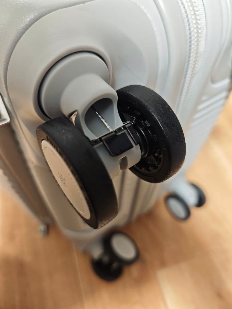innovator スーツケース 機内持ち込み 38L
