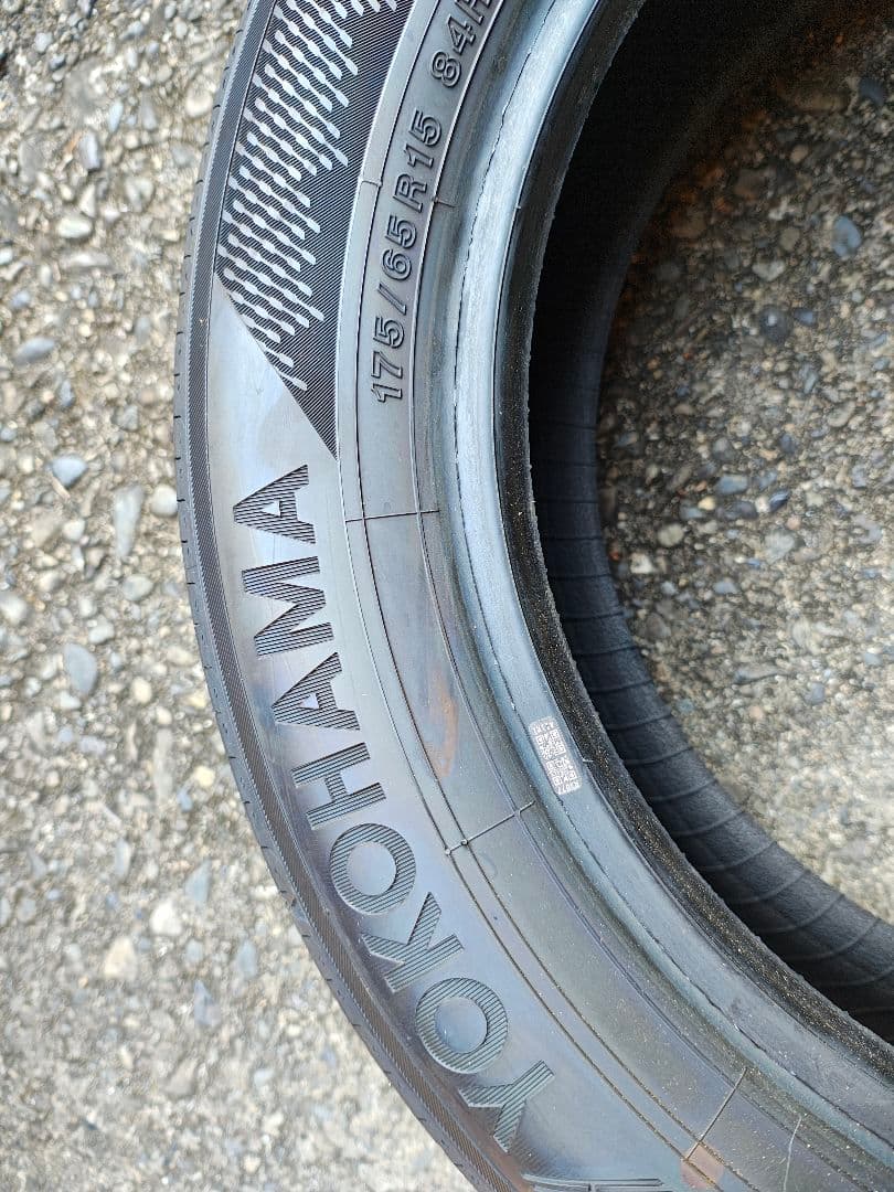 パチYOKOHAMA ADVAN dB V553 175/65R15