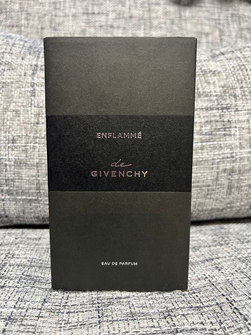 ENFLAMME de GIVENCHY 香水